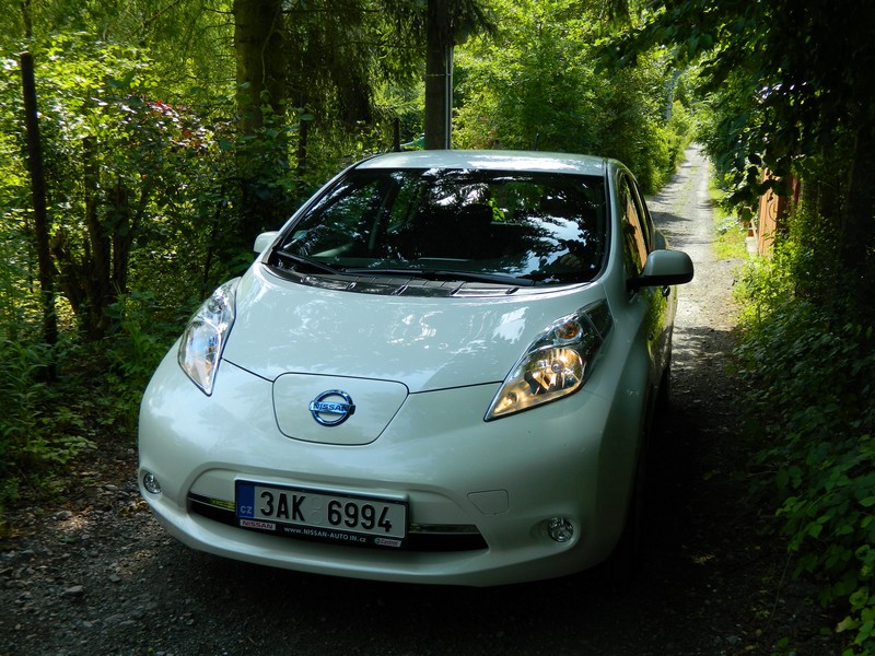 Nissan Leaf - bestseller pod napětím